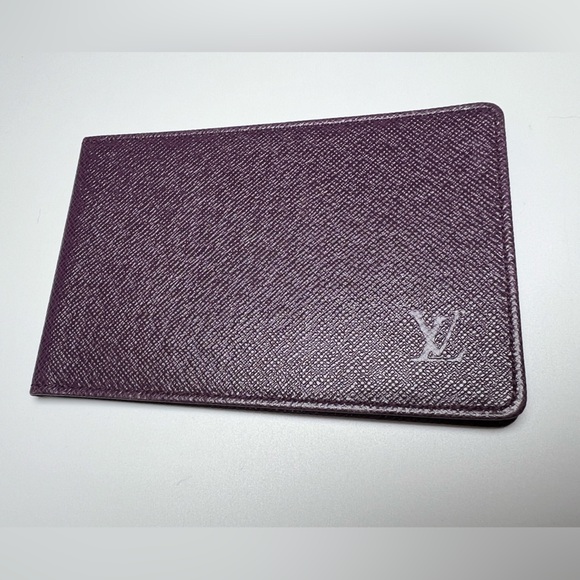LOUIS VUITTON Vuitton Card Wallet - Picture 1 of 5